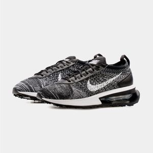 NIKE  NWT AIR MAX FLYKNIT RACER WOMENS RUNNING SHOES SIZE 9.5